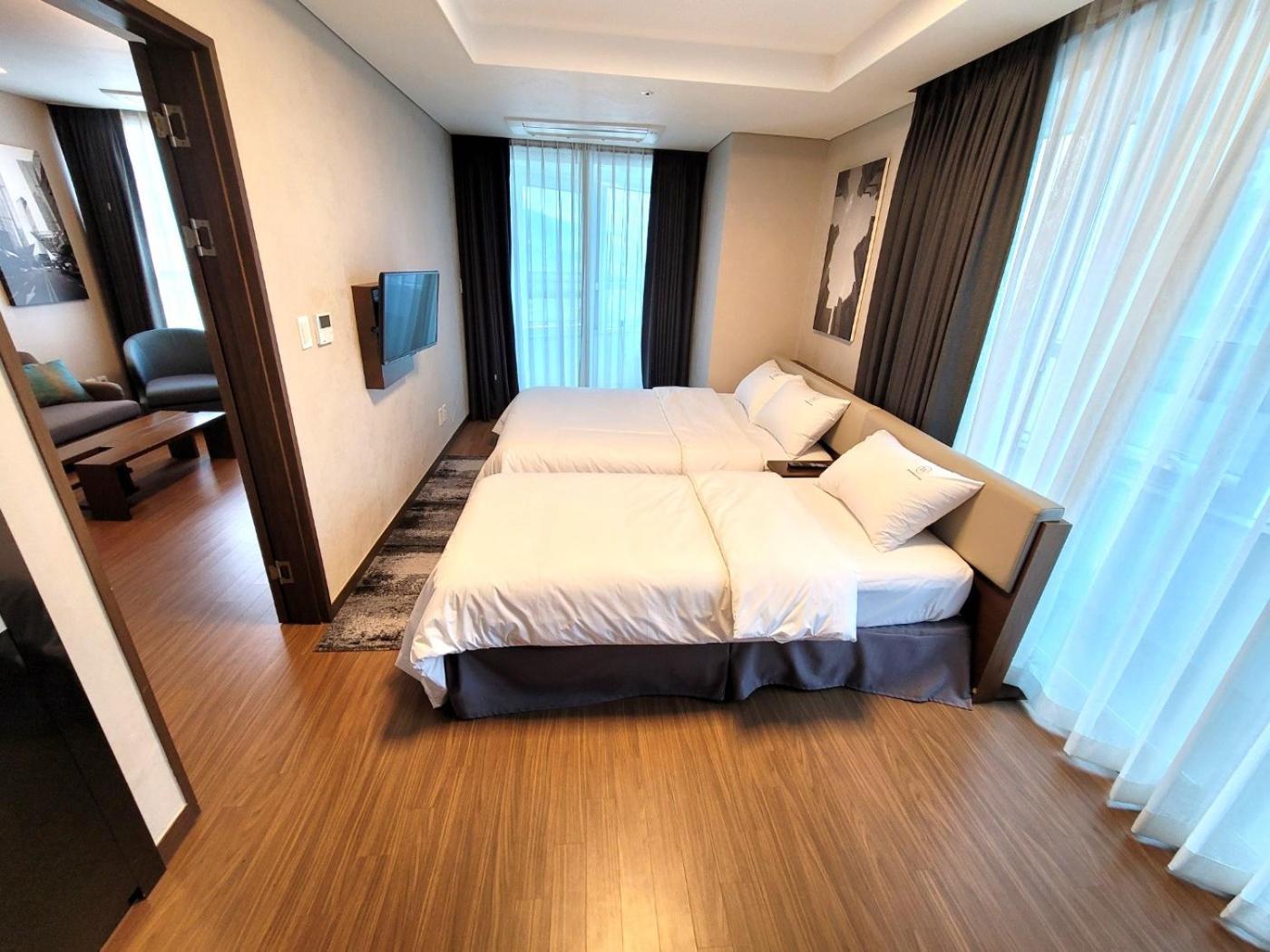 W Residence Hotel Busan Esterno foto